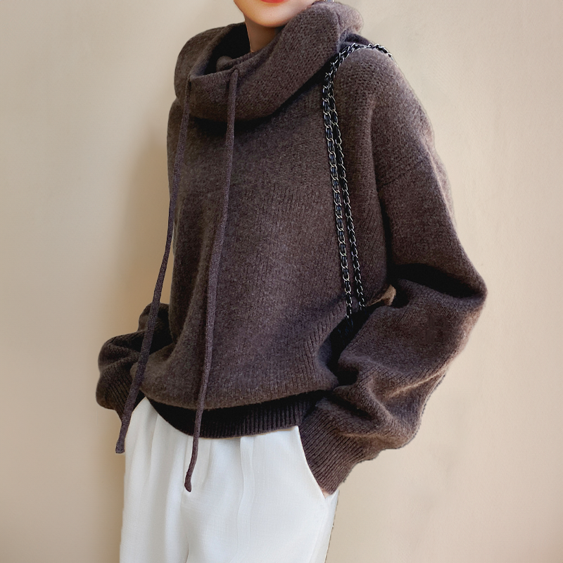 Women's Merino Turtleneck for Cool Weather