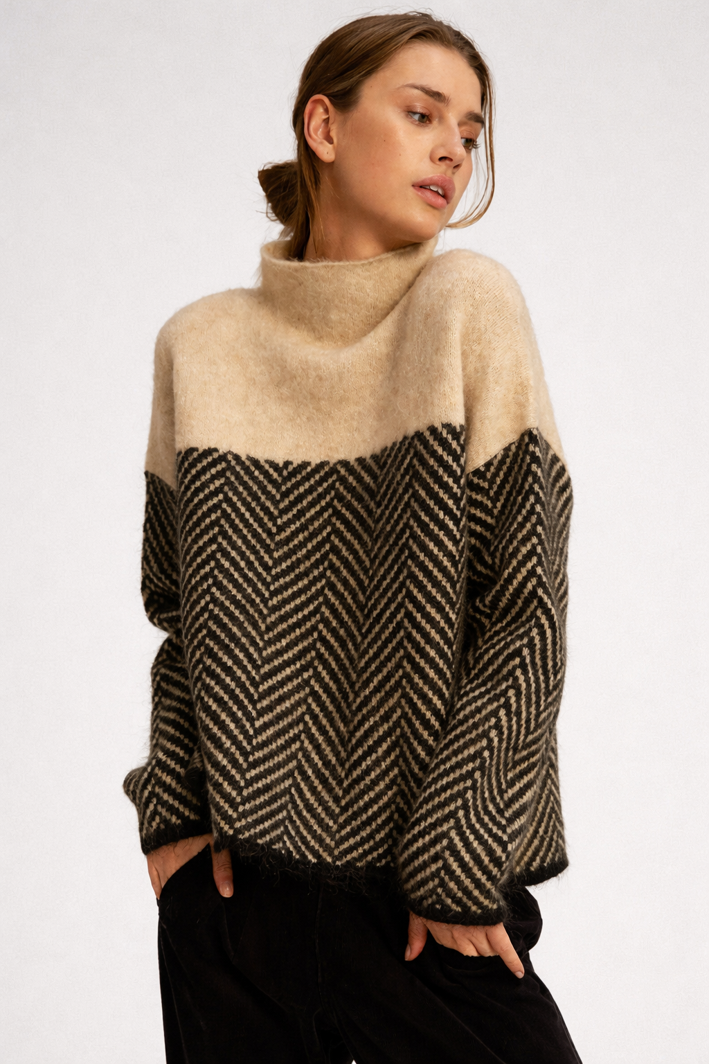 Women's Breathable Turtleneck for Daily Wear