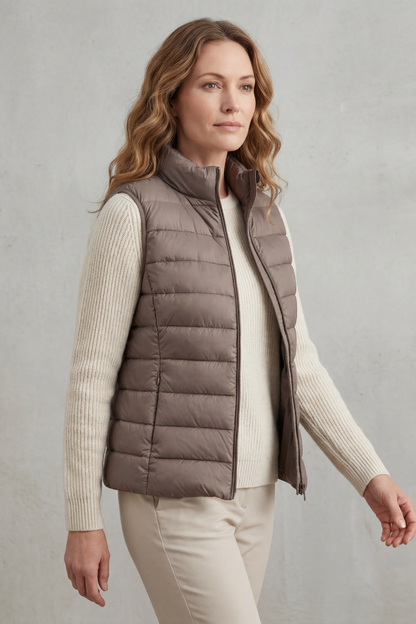 Women's Lightweight Puffer Vest for Casual Outings