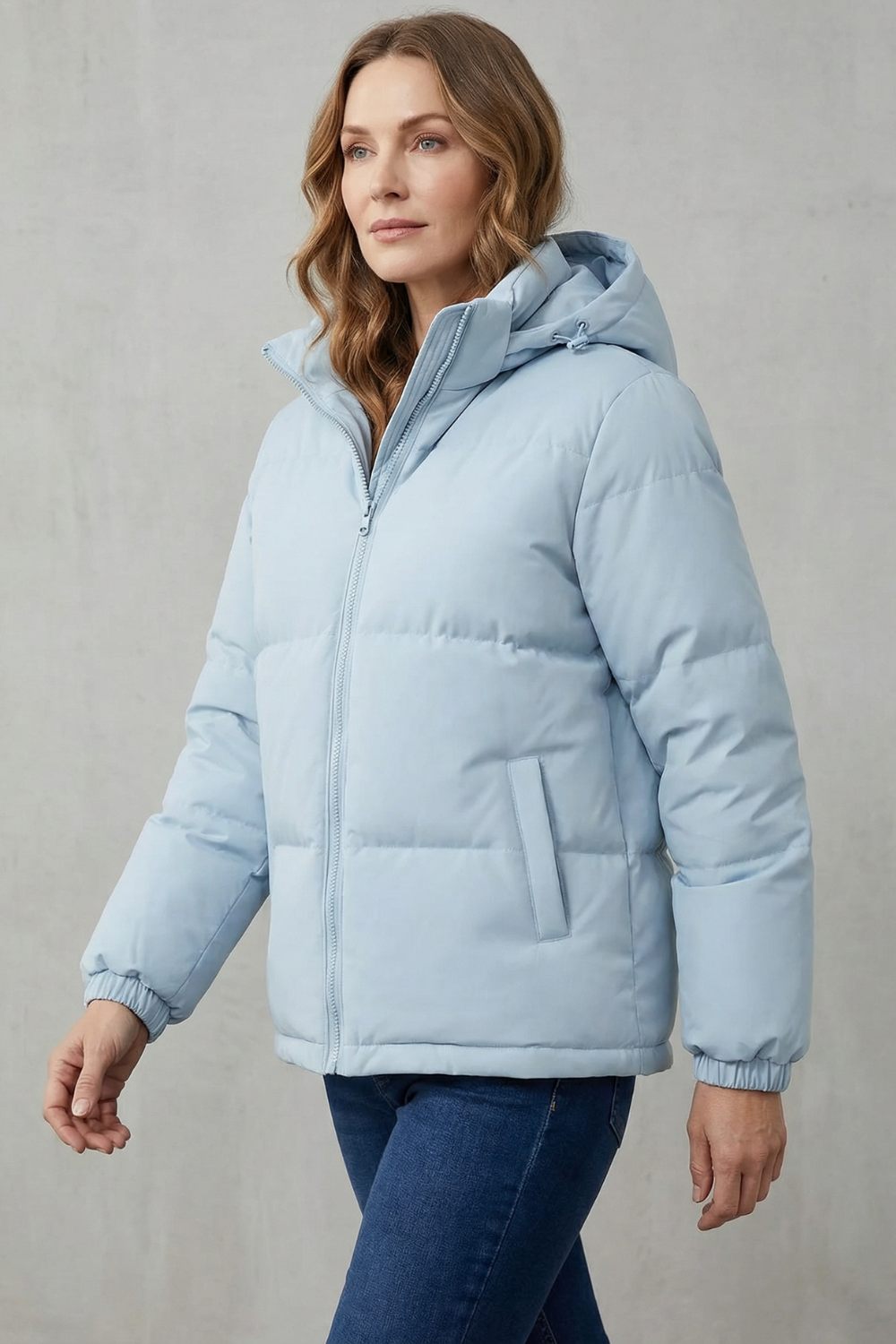 Women's Quilted Hooded Puffer Jacket for Cold Weather