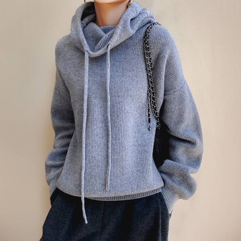 Women's Merino Turtleneck for Cool Weather